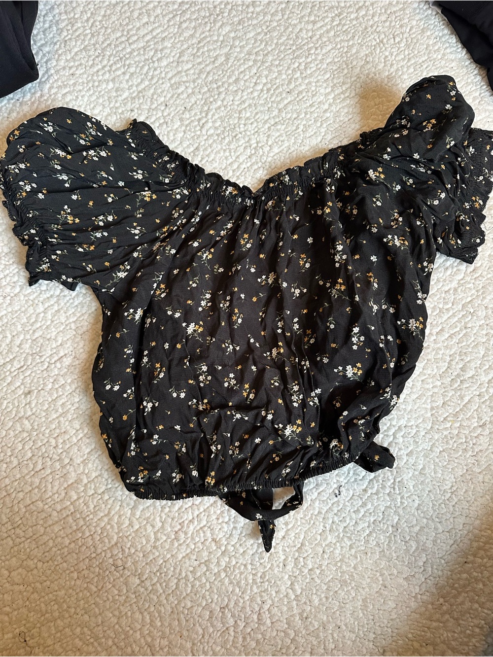 Backless Floral Off-Shoulder Puff Sleeve Top